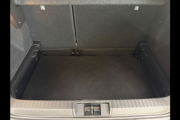 Renault Captur 1.3 TCe 140 R.S. Line | Groot Navi | 18" | 360 | Stoel-Stuur & voorruit verwarming | 100% Dealer onderhouden!