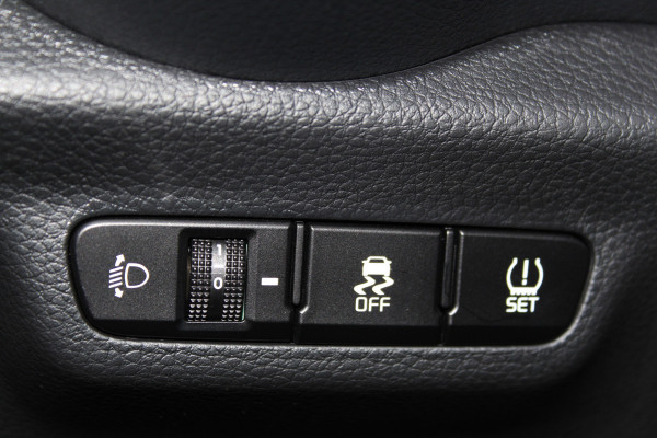 Kia Picanto 1.0-67pk DPi DynamicLine 5drs. Wegenbelasting slechts €. 32,- per mnd. Airco, camera, Apple carplay/Android auto, metallic lak, LM wielen, Bluetooth, centr. vergr. afst. bed., cruise cntrl etc.