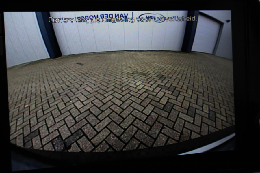 Kia Picanto 1.0-67pk DPi DynamicLine 5drs. Wegenbelasting slechts €. 32,- per mnd. Airco, camera, Apple carplay/Android auto, metallic lak, LM wielen, Bluetooth, centr. vergr. afst. bed., cruise cntrl etc.