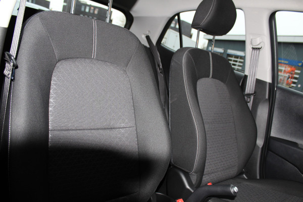 Kia Picanto 1.0-67pk DPi DynamicLine 5drs. Wegenbelasting slechts €. 32,- per mnd. Airco, camera, Apple carplay/Android auto, metallic lak, LM wielen, Bluetooth, centr. vergr. afst. bed., cruise cntrl etc.