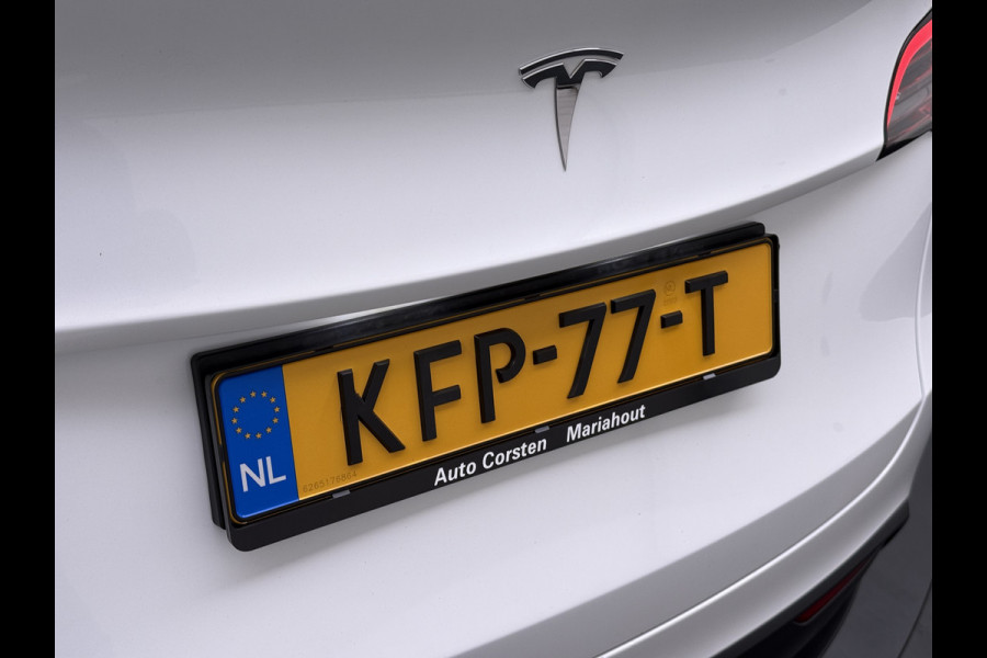 Tesla Model Y Long Range AWD 514pk Warmtepomp SOH 93% Leder Panoramadak Matrix-LED Autopilot Elektr.Stuur+Stoel+Verwarmd Navi Ecc Premium Audi Elektr.Stuur+Stoel+Verwarmd Navi Ecc Premium Audio Keyless Privacy Glass 4WD 1e Eigenaar Fabrieksgarantie tot 23-2-2027 Garantie op Accu en Motoren 23-02-2031/192.000km