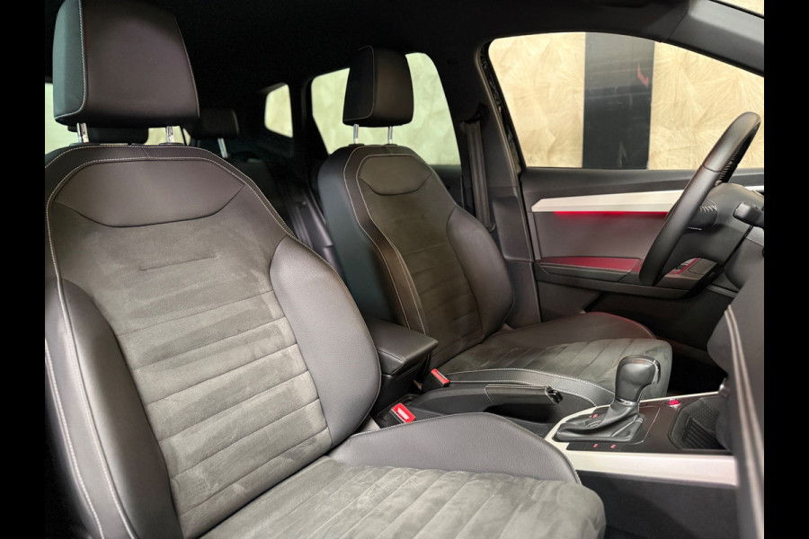 Seat Arona 1.0 TSI Style Business Intense | Stoelverwarming | Carplay | Camera | Sfeerverlichting