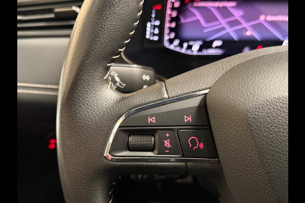 Seat Arona 1.0 TSI Style Business Intense | Stoelverwarming | Carplay | Camera | Sfeerverlichting