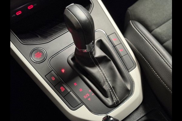Seat Arona 1.0 TSI Style Business Intense | Stoelverwarming | Carplay | Camera | Sfeerverlichting