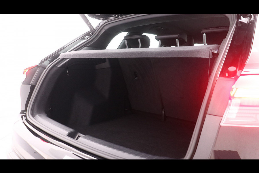 Audi Q4 e-tron 45 quattro S Edition 82 kWh Assistentie Plus | Zwart optiek | Carplay Demo Roel