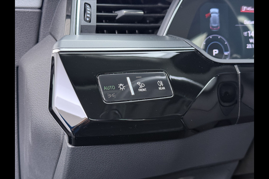 Audi e-tron 313pk Quattro Leder Panoramadak Adaptive.Cruise Camera Elek.Stoelen+Memory+Verwarmd Navi Ecc Pdc Soh 91%Stoelverwarming Elek.Achterklep AWD Led Bluetooth Rijstrooksensor WiFi Lmv 4WD Business Edition Plus 71kWh Origineel Nederlandse Auto 1800kg trekvermogen!