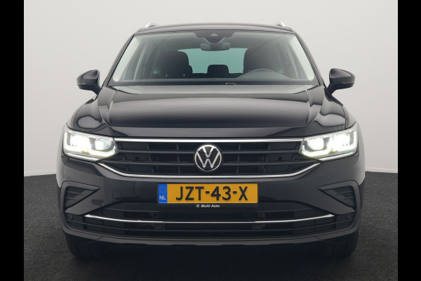 Volkswagen Tiguan 1.4 TSI eHybrid Active PHEV 245pk Dealer O.H | Adaptive Cruise | Camera | Parkassist | Stoelverwarming | Keyless | Apple Carplay | BLIS | Plug In Hybrid
