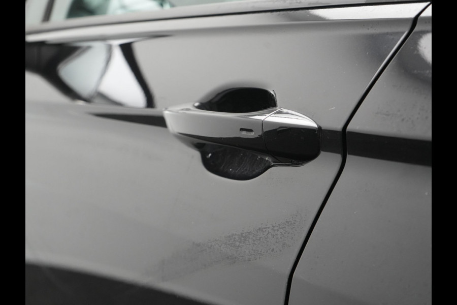 Volkswagen Tiguan 1.4 TSI eHybrid Active PHEV 245pk Dealer O.H | Adaptive Cruise | Camera | Parkassist | Stoelverwarming | Keyless | Apple Carplay | BLIS | Plug In Hybrid