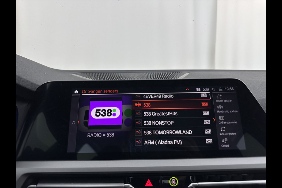 BMW 3-serie 320i Business Edition (INCL.BTW) Aut. *FULL-LED | NAVI-FULLMAP | COMFORT-SEATS | HIFI-SOUND | DIGI-COCKPIT | DAB | SHIFT-PADDLES | ECC | PDC | CRUISE | 16''ALU | TOWBAR*