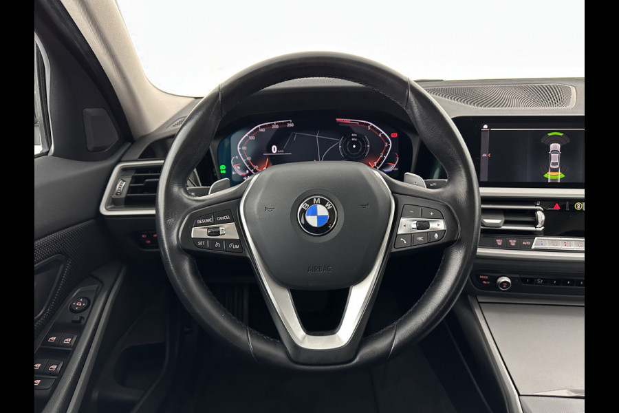BMW 3-serie 320i Business Edition (INCL.BTW) Aut. *FULL-LED | NAVI-FULLMAP | COMFORT-SEATS | HIFI-SOUND | DIGI-COCKPIT | DAB | SHIFT-PADDLES | ECC | PDC | CRUISE | 16''ALU | TOWBAR*