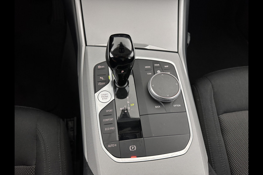 BMW 3-serie 320i Business Edition (INCL.BTW) Aut. *FULL-LED | NAVI-FULLMAP | COMFORT-SEATS | HIFI-SOUND | DIGI-COCKPIT | DAB | SHIFT-PADDLES | ECC | PDC | CRUISE | 16''ALU | TOWBAR*