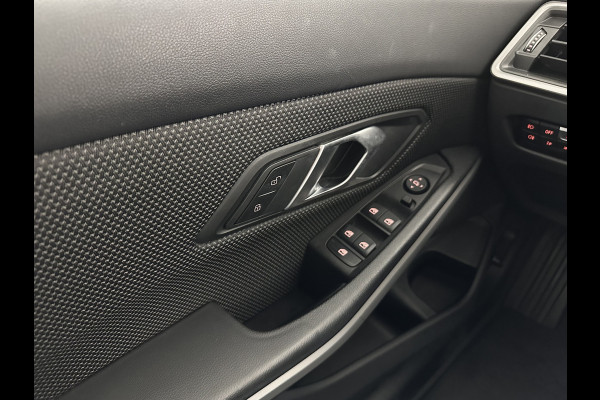 BMW 3-serie 320i Business Edition (INCL.BTW) Aut. *FULL-LED | NAVI-FULLMAP | COMFORT-SEATS | HIFI-SOUND | DIGI-COCKPIT | DAB | SHIFT-PADDLES | ECC | PDC | CRUISE | 16''ALU | TOWBAR*