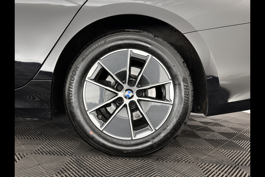 BMW 3-serie 320i Business Edition (INCL.BTW) Aut. *FULL-LED | NAVI-FULLMAP | COMFORT-SEATS | HIFI-SOUND | DIGI-COCKPIT | DAB | SHIFT-PADDLES | ECC | PDC | CRUISE | 16''ALU | TOWBAR*