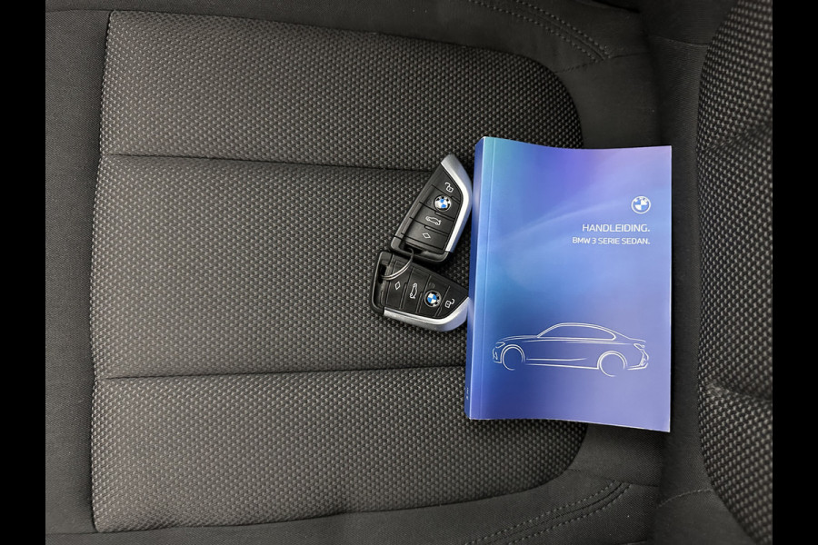 BMW 3-serie 320i Business Edition (INCL.BTW) Aut. *FULL-LED | NAVI-FULLMAP | COMFORT-SEATS | HIFI-SOUND | DIGI-COCKPIT | DAB | SHIFT-PADDLES | ECC | PDC | CRUISE | 16''ALU | TOWBAR*