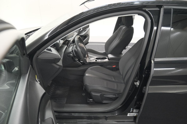 Peugeot 208 PureTech 100 EAT8 Allure | Camera | Navigatie | Apple Carplay | Parkeersensoren