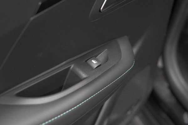 Peugeot 208 PureTech 100 EAT8 Allure | Camera | Navigatie | Apple Carplay | Parkeersensoren
