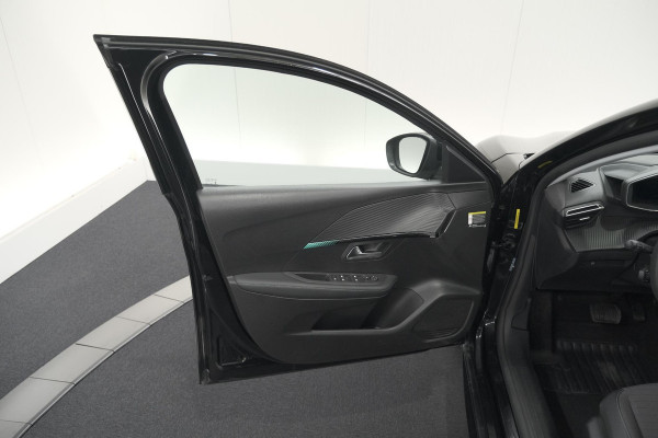 Peugeot 208 PureTech 100 EAT8 Allure | Camera | Navigatie | Apple Carplay | Parkeersensoren