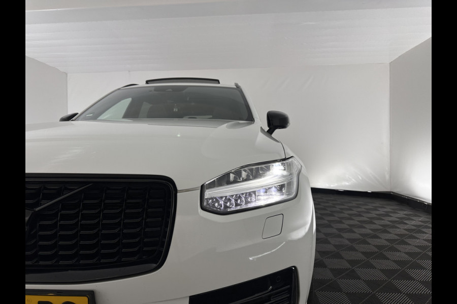 Volvo XC90 2.0 T8 Recharge AWD R-Design Black Pack [ 7-Pers. ] Aut. *PANO | LEATHER-ALCANTARA | FULL-LED | MEMORY-PACK | BOWERS&WILKINS | BLINDSPOT | KEYLESS | DIGI-COCKPIT | NAVI-FULLMAP | PRIVACYGLASS | HEATED-SPORTSEATS | TOWBAR | 22''ALU*