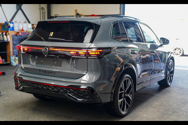 Volkswagen Tiguan 1.5 eTSI R-Line Edition | 360 camera | Massage | Stuurwiel Verwarming | IQ Light | NIEUW