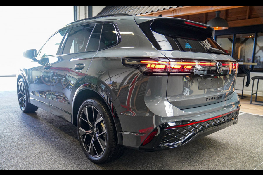 Volkswagen Tiguan 1.5 eTSI R-Line Edition | 360 camera | Massage | Stuurwiel Verwarming | IQ Light | NIEUW