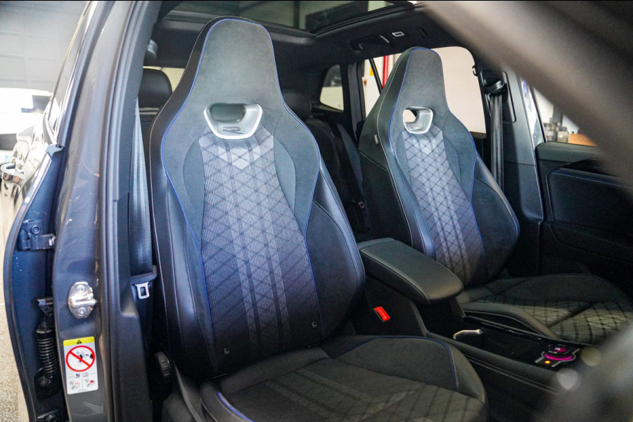 Volkswagen Tiguan 1.5 eTSI R-Line Edition | 360 camera | Massage | Stuurwiel Verwarming | IQ Light | NIEUW