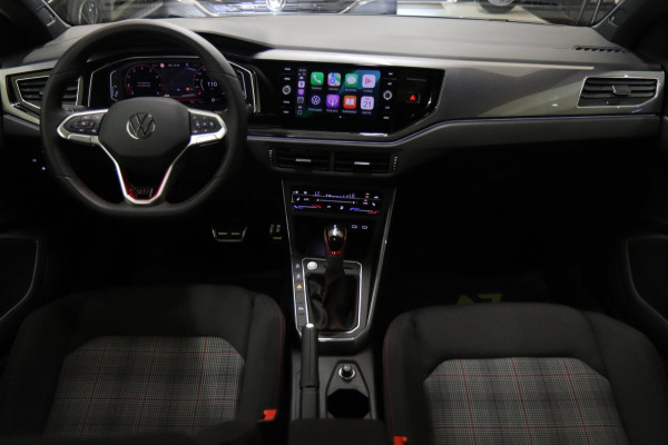 Volkswagen Polo 2.0 TSI GTI PANO/STOELVER/CARPLAY/BEATS/BOMVOL