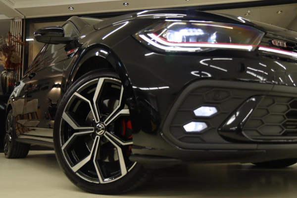 Volkswagen Polo 2.0 TSI GTI PANO/STOELVER/CARPLAY/BEATS/BOMVOL