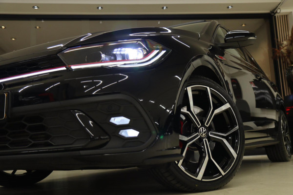 Volkswagen Polo 2.0 TSI GTI PANO/STOELVER/CARPLAY/BEATS/BOMVOL