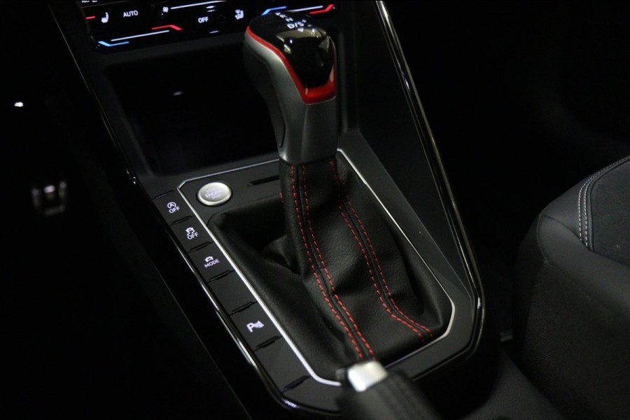 Volkswagen Polo 2.0 TSI GTI PANO/STOELVER/CARPLAY/BEATS/BOMVOL