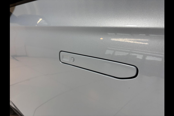 Leapmotor B10 Design ProMax 67.1 kWh 430KM WLTP | Panorama | Navigatie | Elektrische achterklep | Elektrisch bedienbare stoelen | Stoelverwarming | Stoelventilatie