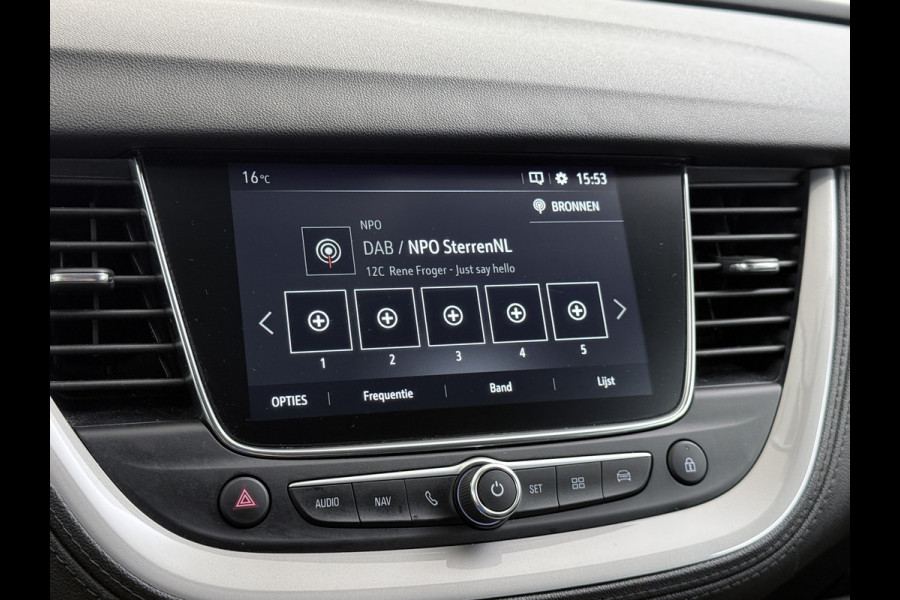Opel Grandland X 1.2T 131PK Trekhaak Navi Ecc Pdc Apple Carplay Android Auto Cruise Control Edition Lmv Licht-Regensensor Verkeersbordherkenning PrivacyGlas IntelliLink Bluetooth Origineel Nederlandse Auto 1.400KG Trekgewicht! Bij ons volledig Onderhouden