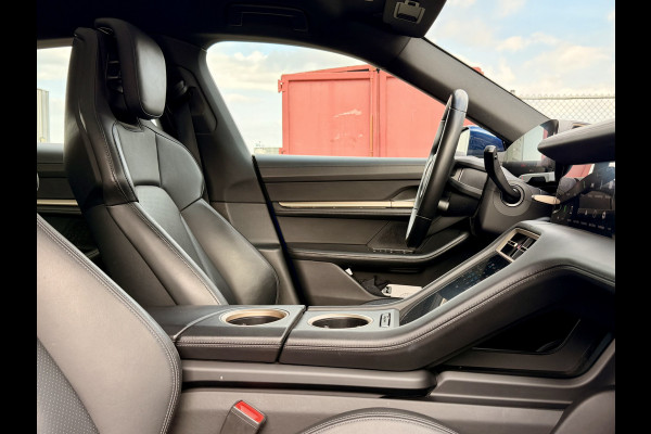 Porsche Taycan Cross Turismo 4 93 kWh BOSE | Adaptieve Sportstoelen | PANO | NL auto