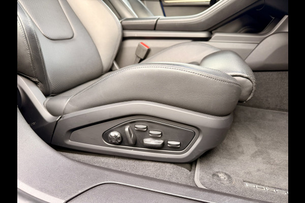 Porsche Taycan Cross Turismo 4 93 kWh BOSE | Adaptieve Sportstoelen | PANO | NL auto