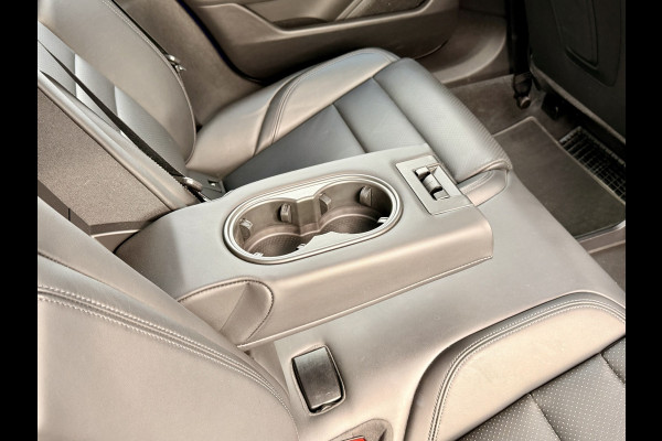 Porsche Taycan Cross Turismo 4 93 kWh BOSE | Adaptieve Sportstoelen | PANO | NL auto