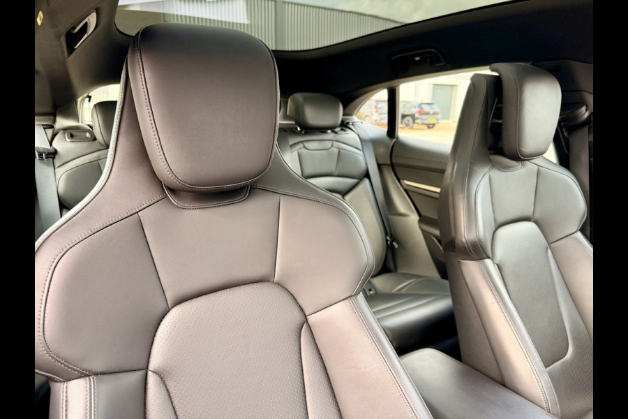 Porsche Taycan Cross Turismo 4 93 kWh BOSE | Adaptieve Sportstoelen | PANO | NL auto