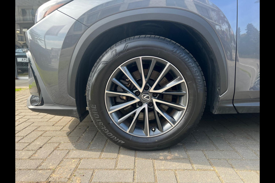 Lexus NX 450h+ AWD Launch Edition | 360 Camera, Leer, Stoelventilatie, Stuurverwarming, Blind Spot, Geheugenfunctie