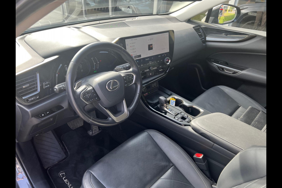 Lexus NX 450h+ AWD Launch Edition | 360 Camera, Leer, Stoelventilatie, Stuurverwarming, Blind Spot, Geheugenfunctie