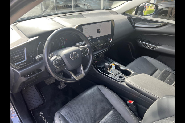 Lexus NX 450h+ AWD Launch Edition | 360 Camera, Leer, Stoelventilatie, Stuurverwarming, Blind Spot, Geheugenfunctie