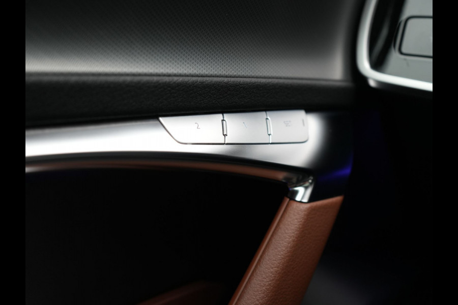 Audi A6 Avant 50 TFSI e Quattro S Line PHEV 300pk Dealer O.H. | Panodak | Adaptive Cruise | Head Up | Camera | Bang & Olufsen | Lederen Comfortzetels Memory & Ventilatie | Sfeerverlichting | Blis | Stoelen & Stuur Verwarmd | Apple Carplay | DAB | Plug In Hybrid |