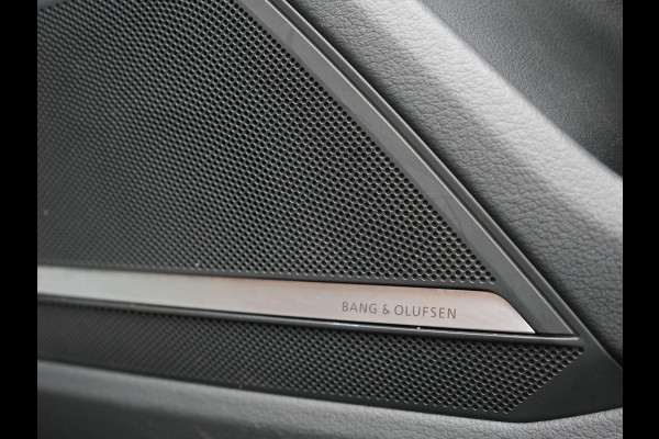 Audi A6 Avant 50 TFSI e Quattro S Line PHEV 300pk Dealer O.H. | Panodak | Adaptive Cruise | Head Up | Camera | Bang & Olufsen | Lederen Comfortzetels Memory & Ventilatie | Sfeerverlichting | Blis | Stoelen & Stuur Verwarmd | Apple Carplay | DAB | Plug In Hybrid |