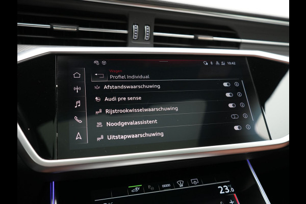 Audi A6 Avant 50 TFSI e Quattro S Line PHEV 300pk Dealer O.H. | Panodak | Adaptive Cruise | Head Up | Camera | Bang & Olufsen | Lederen Comfortzetels Memory & Ventilatie | Sfeerverlichting | Blis | Stoelen & Stuur Verwarmd | Apple Carplay | DAB | Plug In Hybrid |