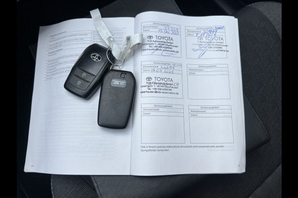 Toyota Yaris 1.5 Hybrid Dynamic | Carplay | Camera | LED | ACC