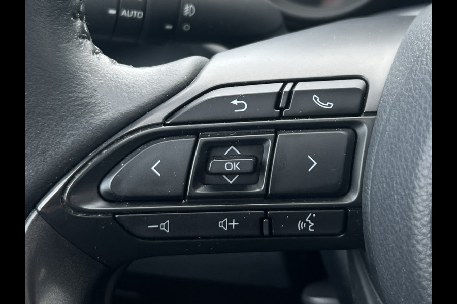 Toyota Yaris 1.5 Hybrid Dynamic | Carplay | Camera | LED | ACC