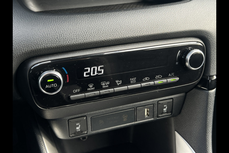 Toyota Yaris 1.5 Hybrid Dynamic | Carplay | Camera | LED | ACC