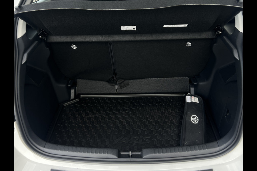 Toyota Yaris 1.5 Hybrid Dynamic | Carplay | Camera | LED | ACC
