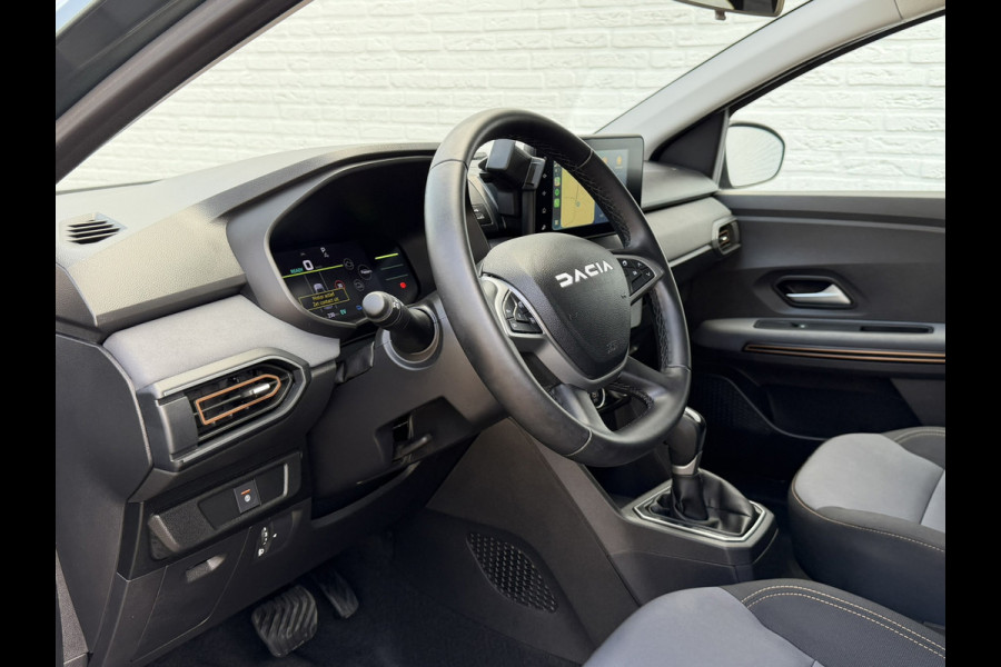 Dacia Jogger 1.6 Hybrid Automaat Cruise Camera navi Carplay Digital dash Lane assist Keyless Clima