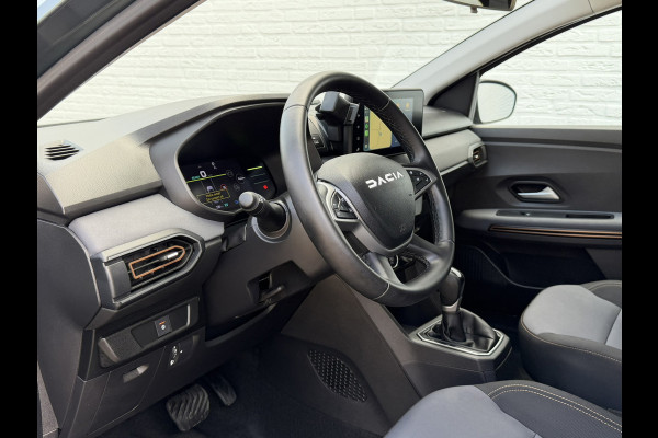 Dacia Jogger 1.6 Hybrid Automaat Cruise Camera navi Carplay Digital dash Lane assist Keyless Clima