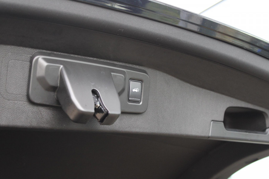 Renault Austral 1.2 E-Tech full hybrid 200 iconic esprit Alpine | Panorama Dak | Stuurverwarming | Camera | Navigatie | Fabrieksgarantie 2029 |