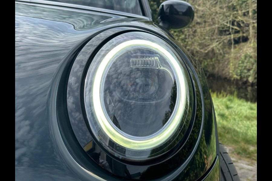 MINI Mini 2.0 John Cooper Works Essential | 231pk | Harman kardon | Leder | Panoramadak | Stuur & Stoelverwarming | Head-Up | Parkeersensoren |  Full Options.