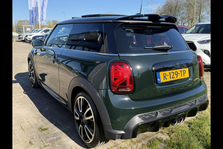 MINI Mini 2.0 John Cooper Works Essential | 231pk | Harman kardon | Leder | Panoramadak | Stuur & Stoelverwarming | Head-Up | Parkeersensoren |  Full Options.